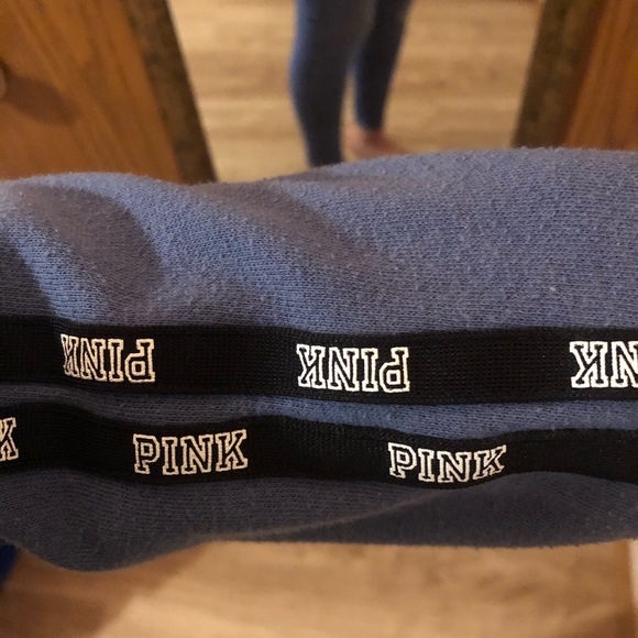 PINK blue crew neck sweatshirt - Picture 3 of 4